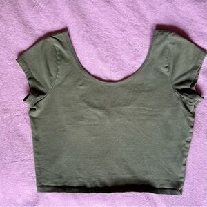Tobi Crop Top Low Back T Shirt Olive Green Women’s M